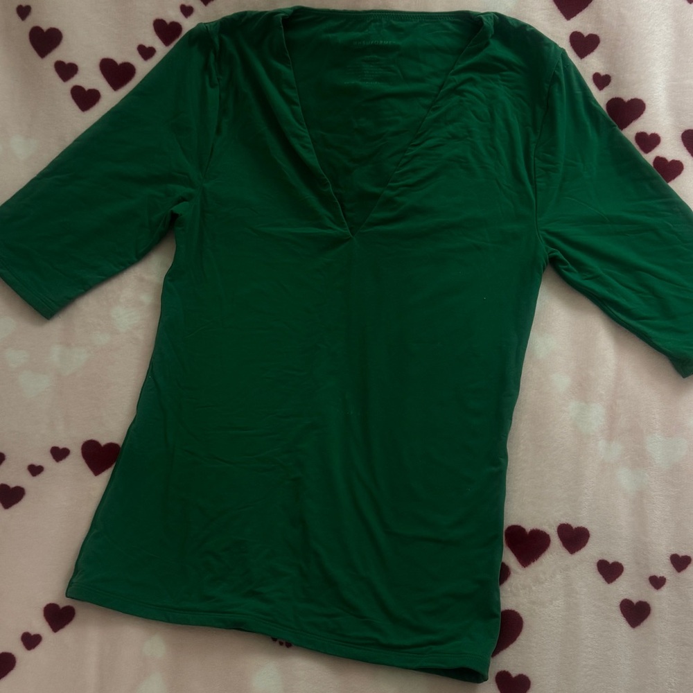 White House Black Market Green V-Neck Short Sleeve Top